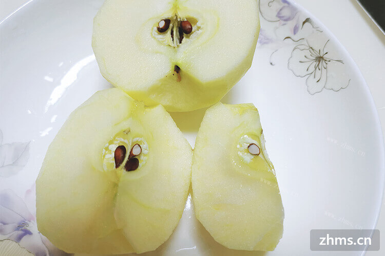 削皮苹果怎么保鲜才能使苹果不变色呢