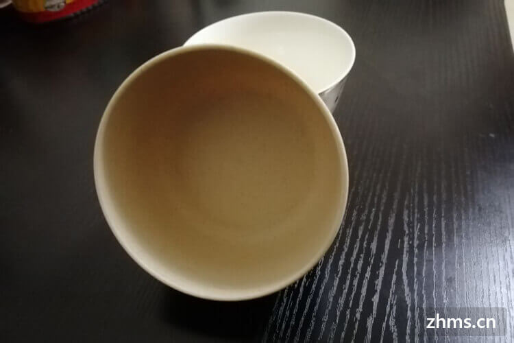 陶瓷碗可以放微波炉吗 陶瓷碗可以放微波炉吗