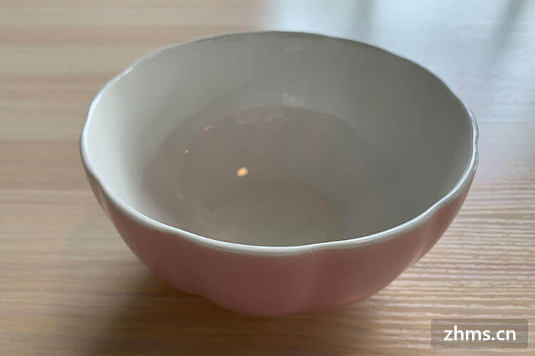 陶瓷碗有毒吗