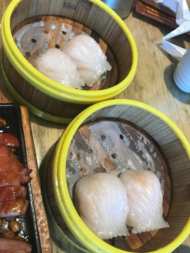 这家经典茶餐厅的不经典“小黄鸭”,丑萌却意外地可口! 这家经典茶餐厅的不经典“小黄鸭”,丑萌却意外地可口!