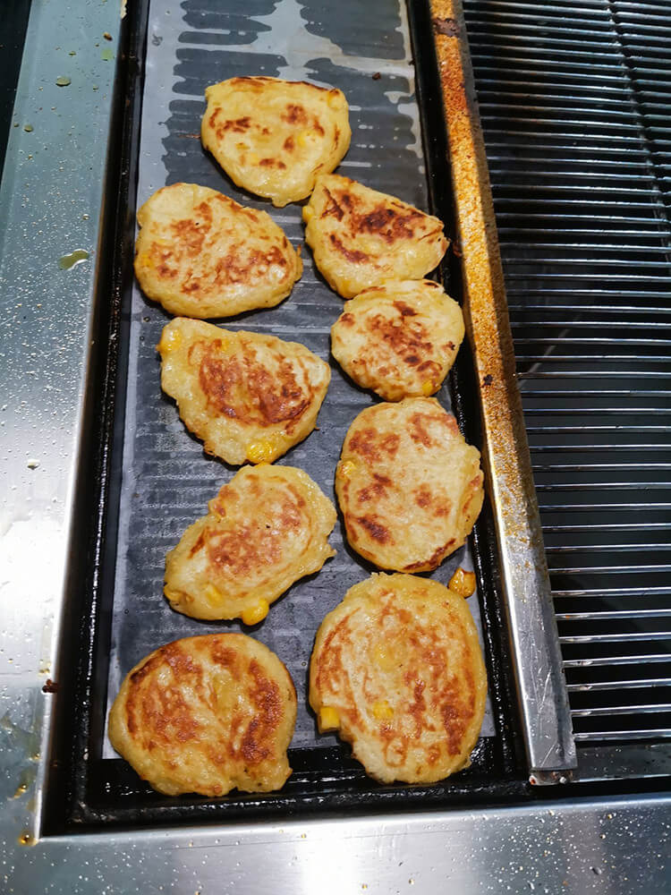 踏青和烤肉一举两得的事情做啥子不干 踏青和烤肉一举两得的事情做啥子不干