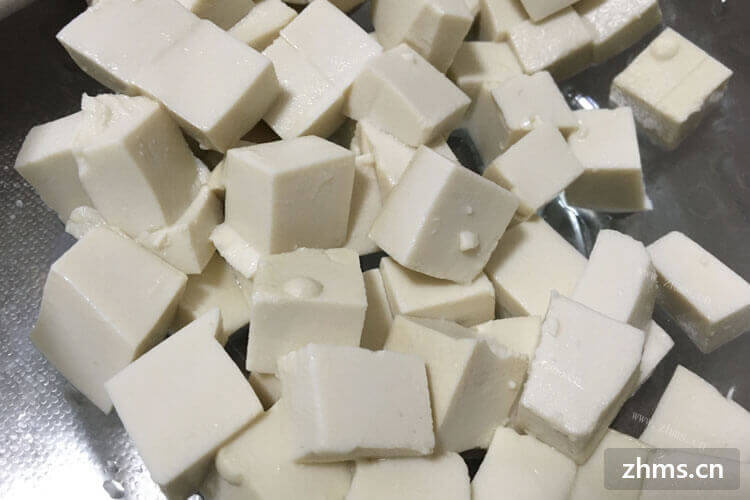 在家非常喜欢吃麻婆豆腐，那麻婆豆腐的豆腐是什么豆腐呢？