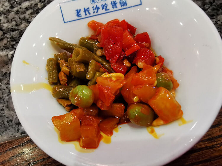 在张家港就能吃到正宗的老长沙小吃，又香又臭的臭豆腐，让人欲罢不能