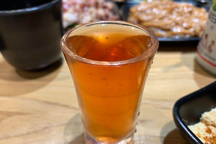 哈尔滨啤酒不错，这个哈尔滨啤酒小麦王怎么样？