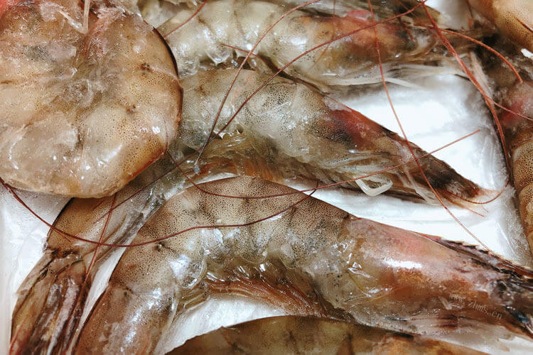 现在青虾市场多少钱一斤，最近小龙虾很多