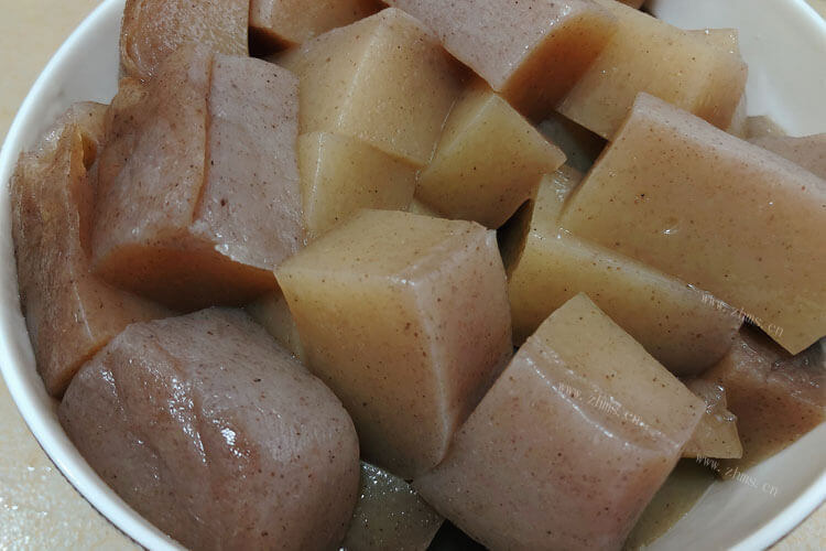 魔芋爽滑好吃，用魔芋精粉做魔芋豆腐的比例？
