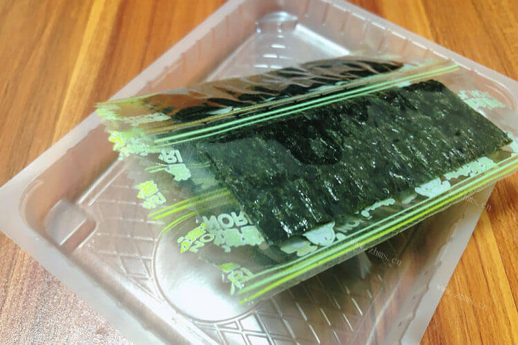 很喜欢吃芝麻海苔脆，芝麻海苔脆的营养价值高吗？