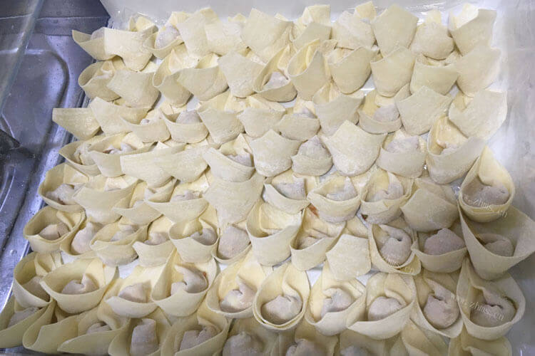 空闲时间包了点儿馄饨，馄饨汤的制作方法是什么？