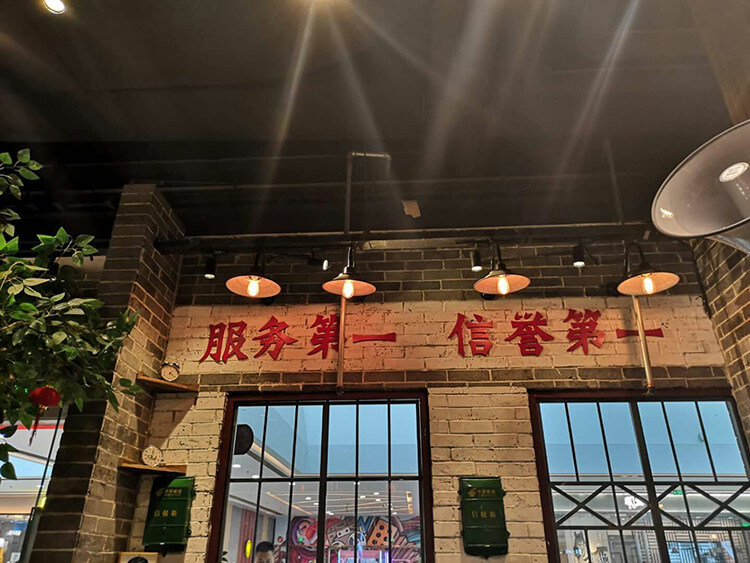 在张家港就能吃到正宗的老长沙小吃，又香又臭的臭豆腐，让人欲罢不能
