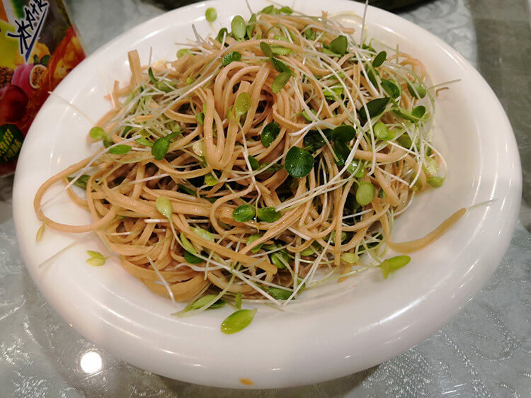 家宴首选这家饭店:专享包间,丰盛晚宴,人均只要50元 家宴首选这家饭店:专享包间,丰盛晚宴,人均只要50元