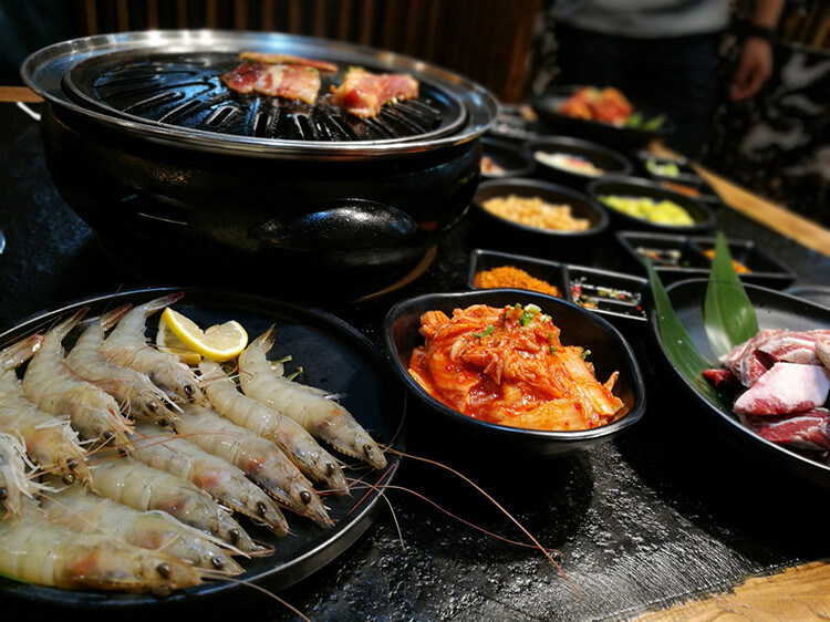 一家口味主打韩式口味，装修却主打日式风格的烤肉店，每份肉都是极品
