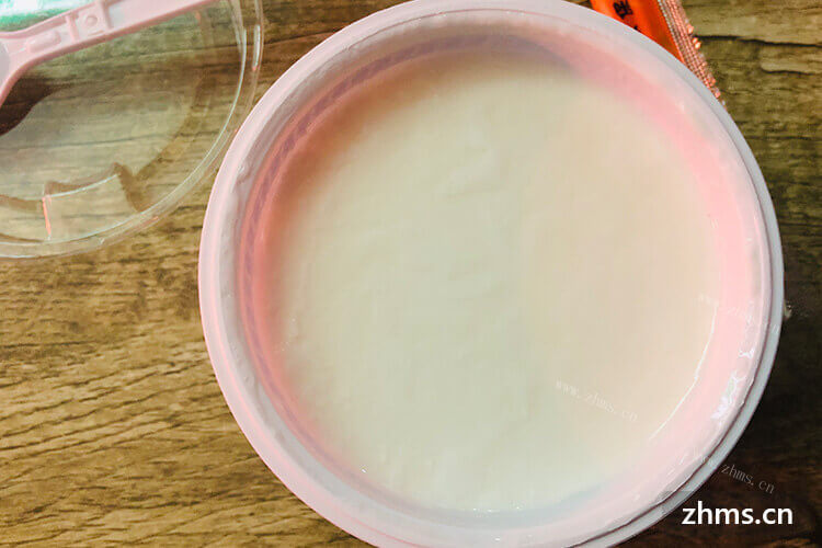 明治保加利亚式酸奶味道怎样？服务呢？还有就是加盟费大概多少？