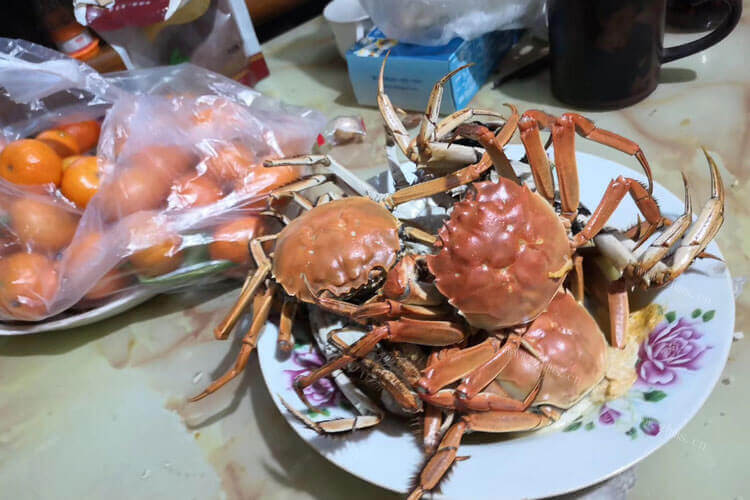 想吃面包蟹，请问大面包蟹高压锅要煮多久？