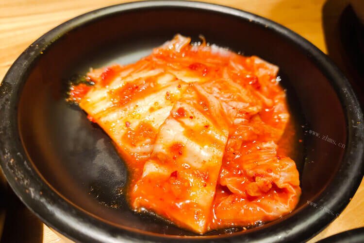 家里面还有一些白菜，可以用来制作韩式辣白菜豆腐汤吗？