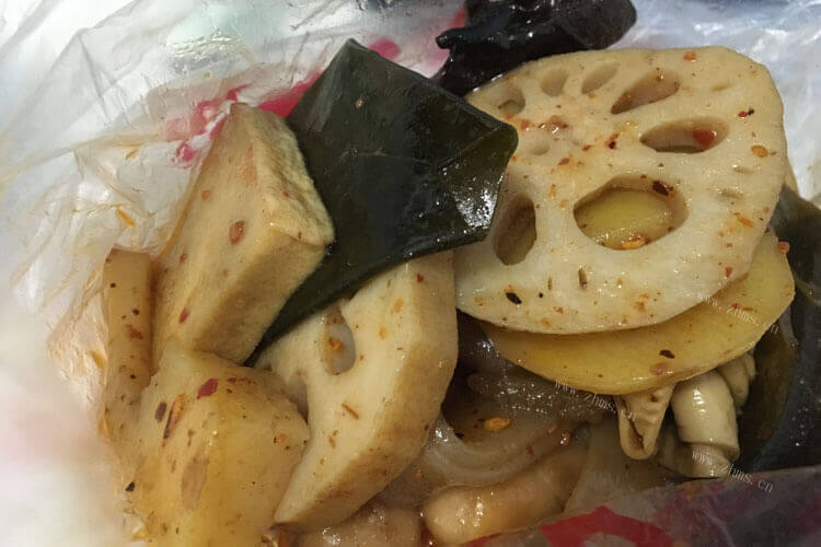 一般卤菜的配料有哪些？花椒要不要给里面放？