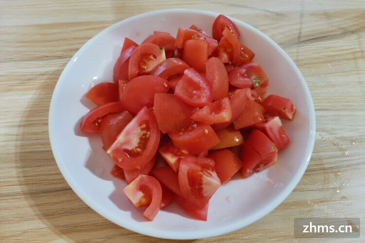 家里西红柿坏了，想问西红柿坏了一点还能吃吗？