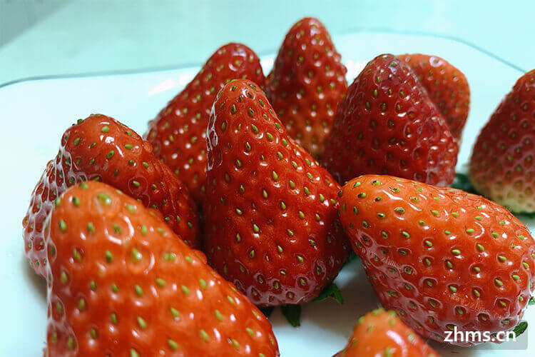 草莓怎么清洗才能洗干净