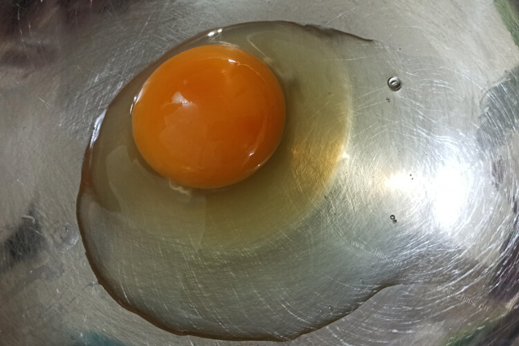在家里面煮一些土鸡蛋，土鸡蛋要煮多久才能熟？
