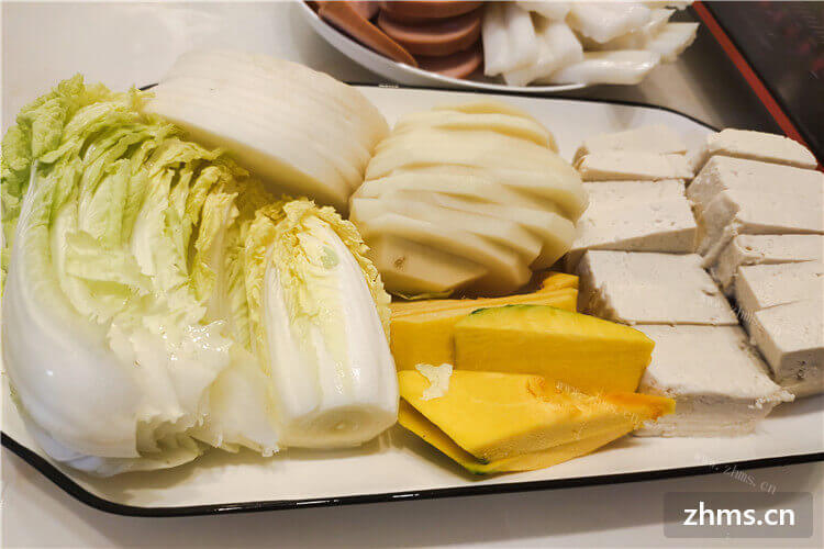 清炒时蔬是非常好吃的，娃娃菜和大白菜哪个好？