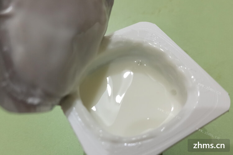 阳光乳业酸奶目前挺火爆的，不知道阳光乳业酸奶加盟费高不高