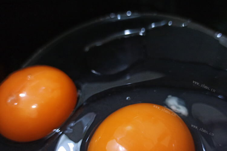 我不会做西红柿炒鸡蛋，如何炒西红柿炒鸡蛋？
