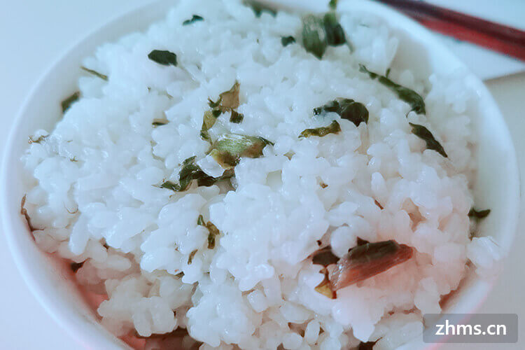 高压锅蒸米饭多长时间 高压锅蒸米饭多长时间