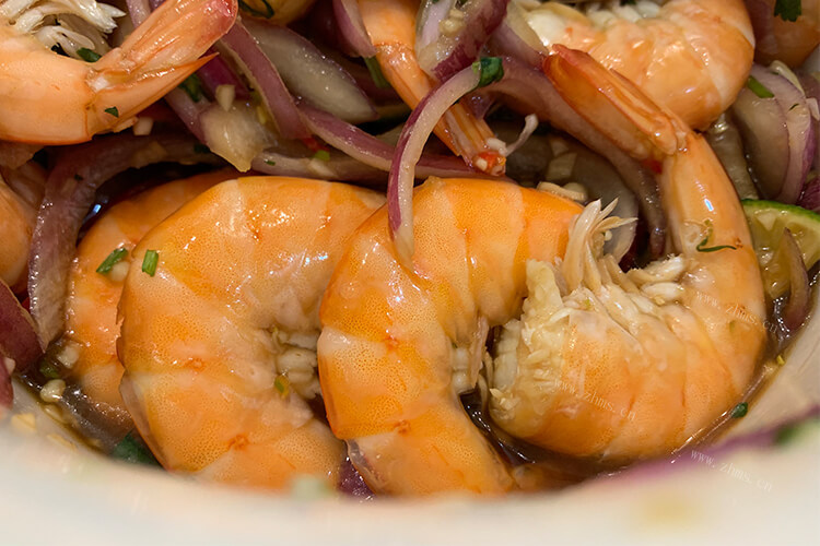 基围虾的做法多种多样，铁板基围虾好吃吗？