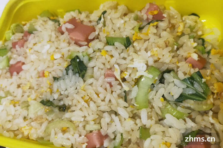 开米嗨乐新式辣子鸡快餐米饭怎么吸引顾客，有什么好的方法？