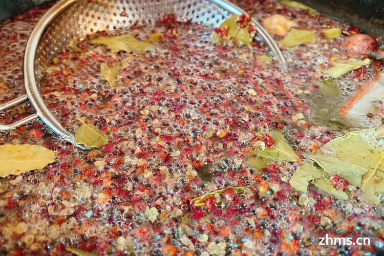 做菜时花椒油什么时候放