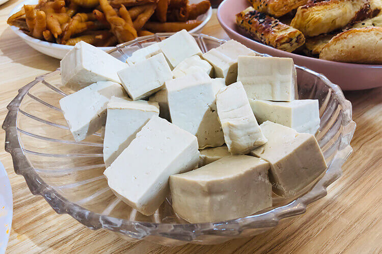 在家做豆腐脑，自己做卤水点豆腐脑要点成什么程度合适？