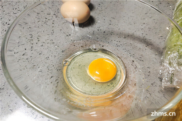 怎么分蛋清蛋黄