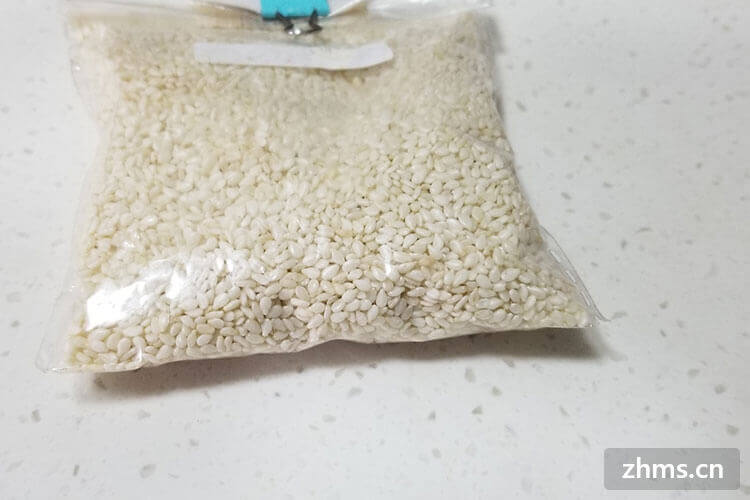 黑芝麻和白芝麻有什么区别?带你走进芝麻的世界 黑芝麻和白芝麻有什么区别?带你走进芝麻的世界