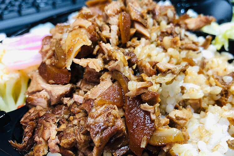 吃卤肉饭一定要配素菜，想问卤肉饭的配什么素菜？