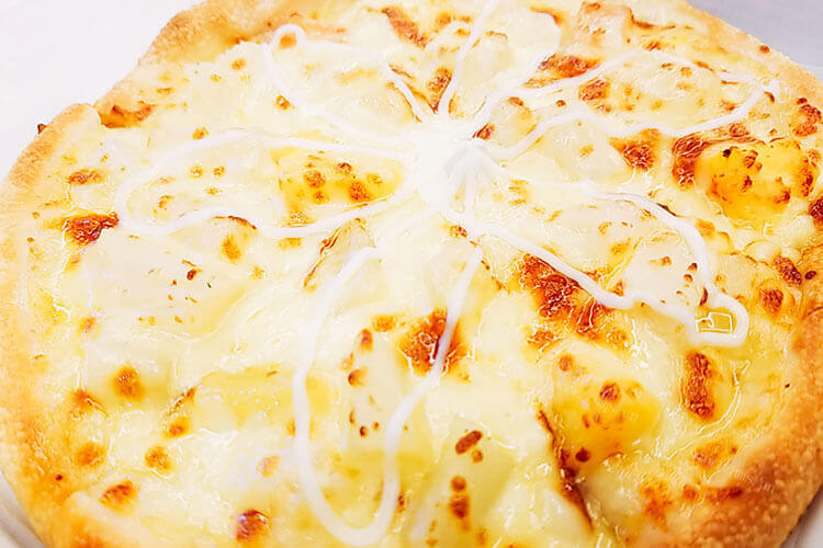 问一下各位喜好烹饪的朋友，家用培根披萨材料要炒吗？