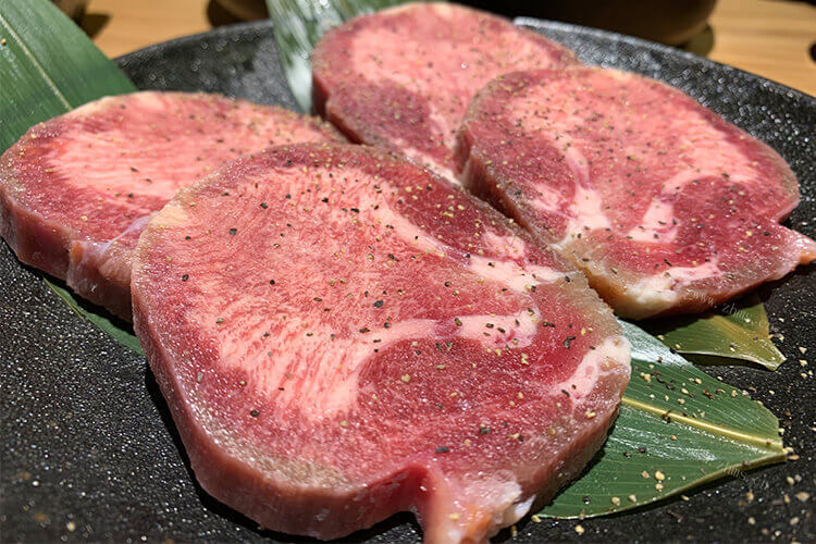 买了很多牛舌，请问牛舌哪个部位不能吃呢？
