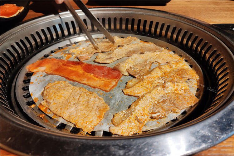 想要去吃一次日式料理，请问苏州日本料理自助餐预算多少呢？