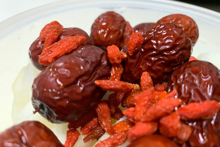 都说新疆的红枣比较好吃，新疆红枣哪里产的最好？