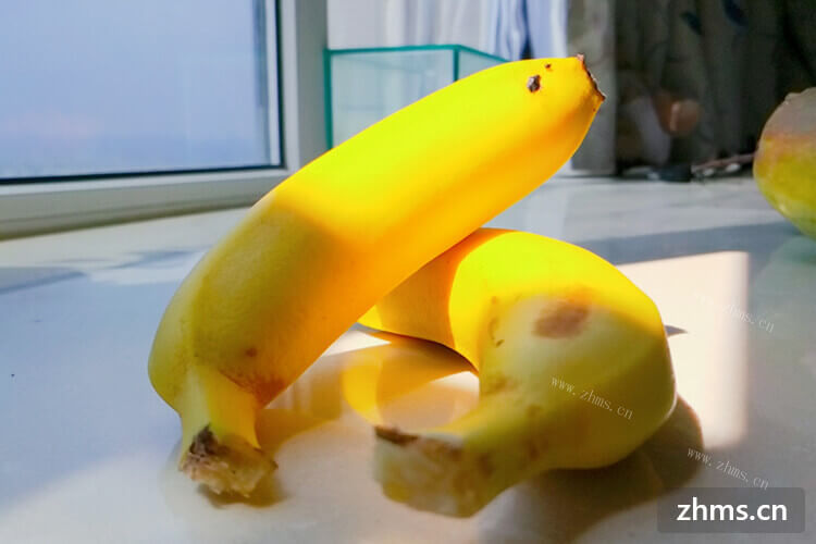 烂到什么样的香蕉不能吃？香蕉不能和什么一起吃？