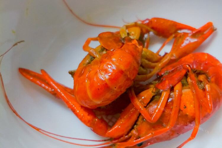 我很喜欢吃大虾，请问潜江油焖大虾为什么好吃呢？