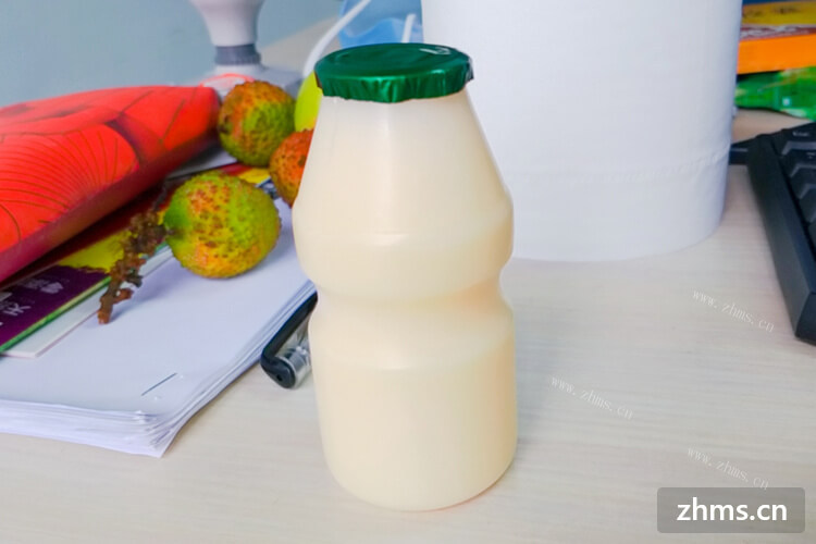 出了趟远门儿，冰箱里的酸牛奶过期几天能喝吗？