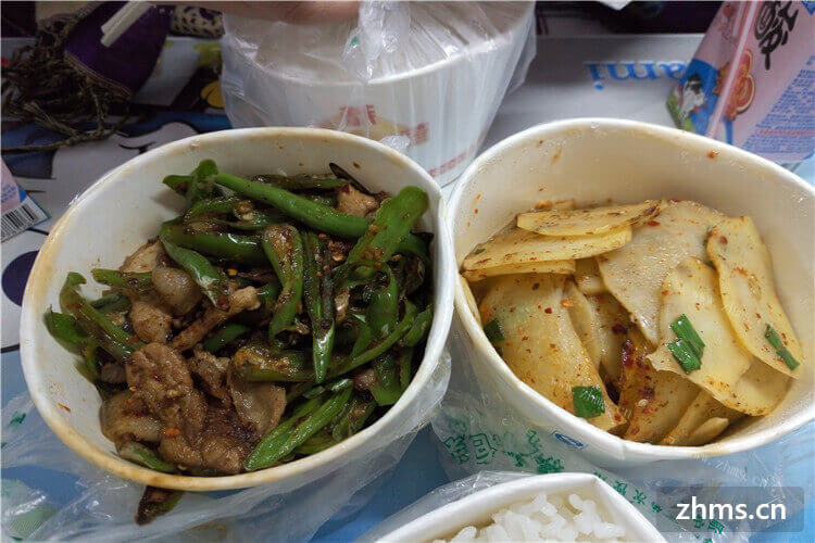 湖南中餐技术加盟费用要多少钱？在湖南开一家快餐店好吗？