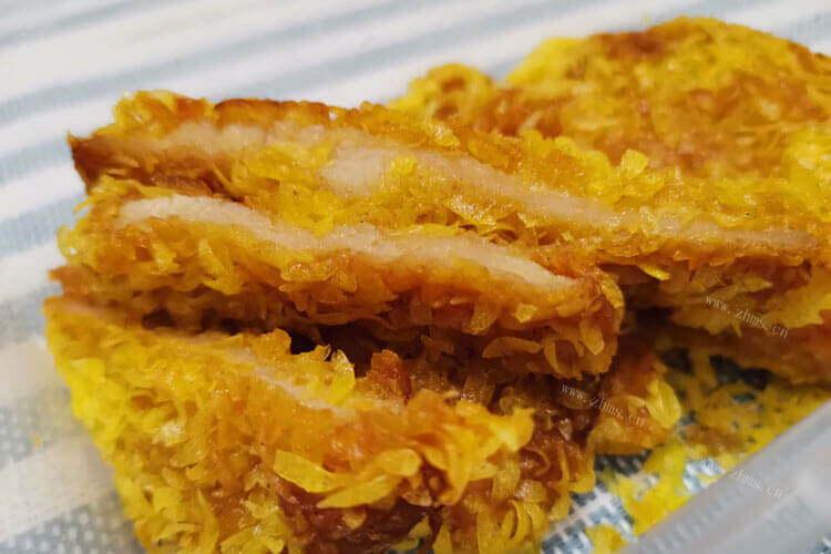 听说炸鸡也可以和主食一起吃，请问一下吃炸鸡配什么主食和炒菜呢