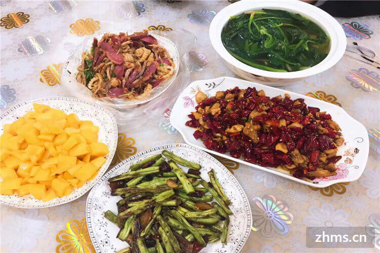 湖北麻辣中餐加盟要多少钱呢？小白可以加盟吗