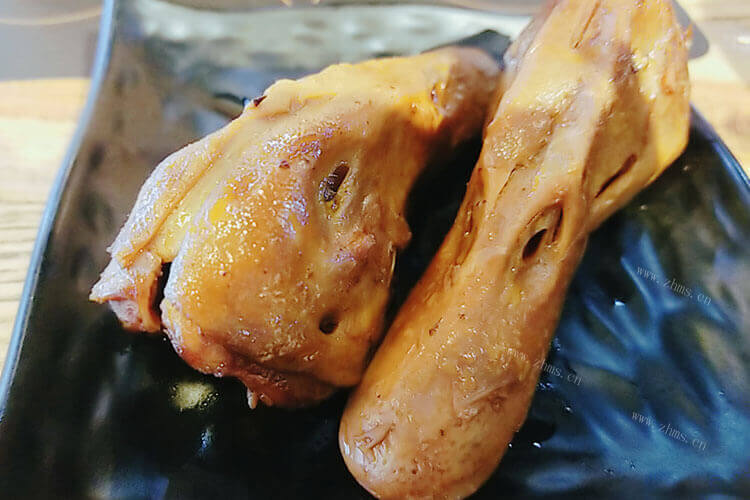 成都鸭头哪家最好吃？鸭头是怎么烹饪的？