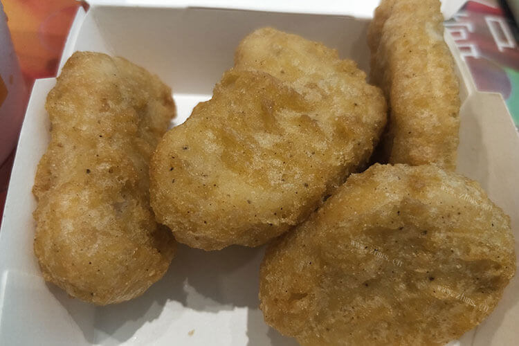 最近经常去德克士吃炸鸡，想知道德克士炸鸡配什么酱？