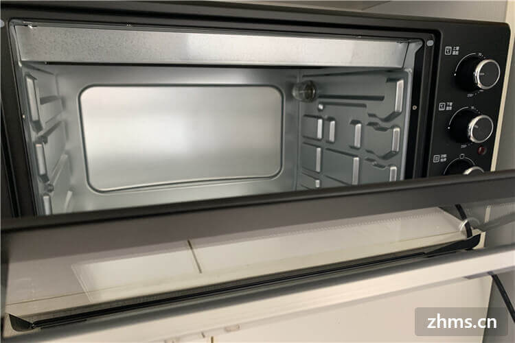 烤箱要预热吗？烤箱和微波炉的区别是什么呢？