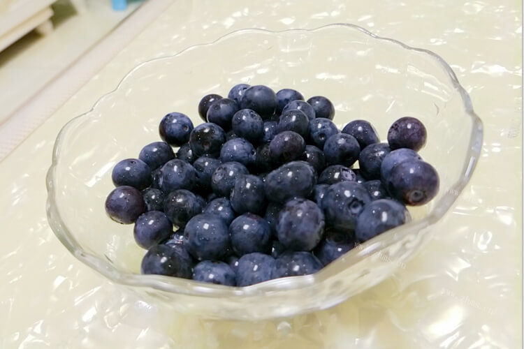 想买蓝莓，蓝莓小果中果大果哪个好？
