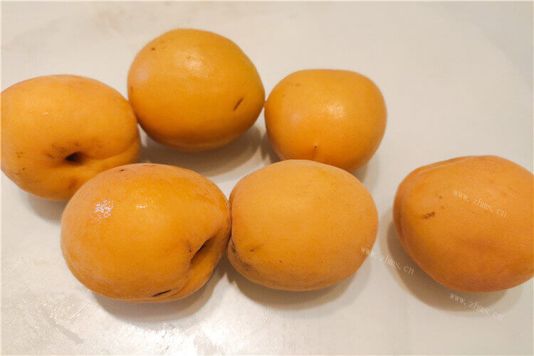 杏子也是有果皮的，杏子皮能吃吗？