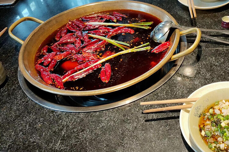 吃火锅，我们都需要准备一些蘸料，火锅蘸料芝麻酱蚝油好吃吗？
