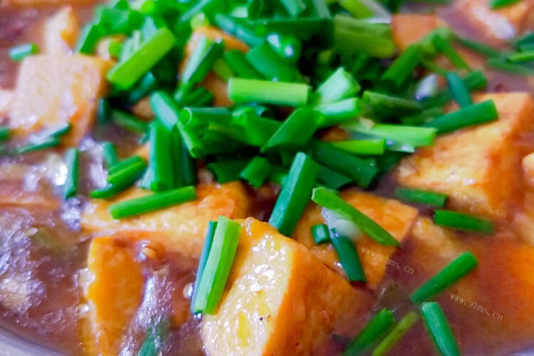 菠菜还有豆腐都是很好吃的食物，菠菜和豆腐怎么炒呀？